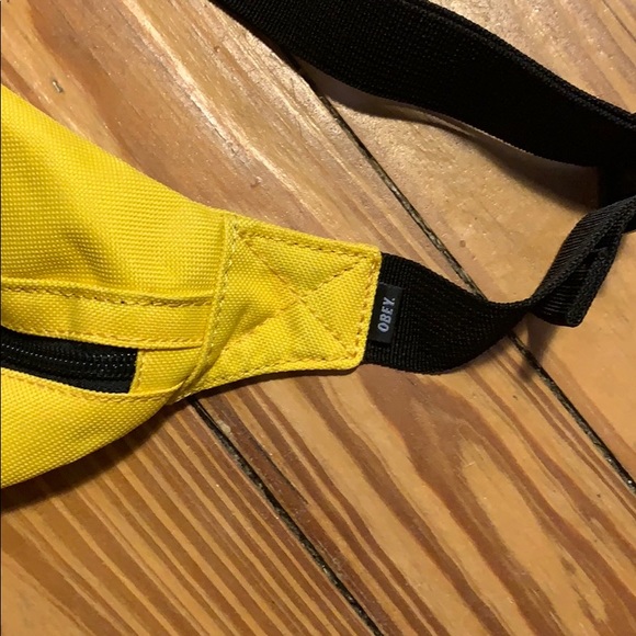 Obey Daily Sling Pack - Picture 3 of 4